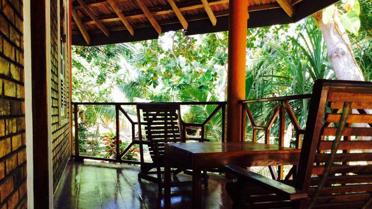 Green Garden Cabanas Тангалла Экстерьер фото